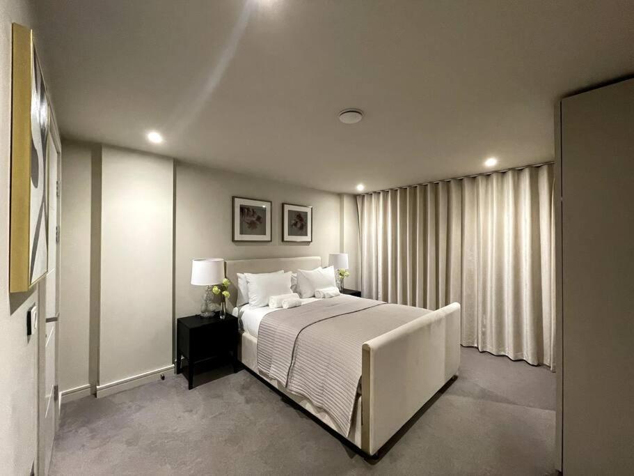 2Br Urban Vista Retreat Chcl F7 Chigwell Exterior foto